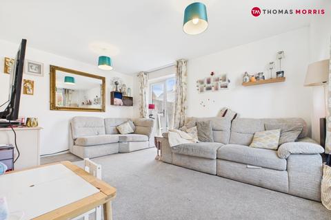 3 bedroom semi-detached house for sale, Thames Bank, Biggleswade SG18