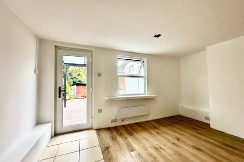 1 bedroom apartment to rent, Watlington Street, Berkshire RG1