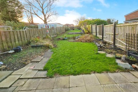 3 bedroom semi-detached house for sale, Greenways, Durham DH8