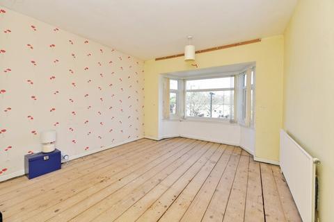 242 Halifax Road, Sheffield, S6 1AA
