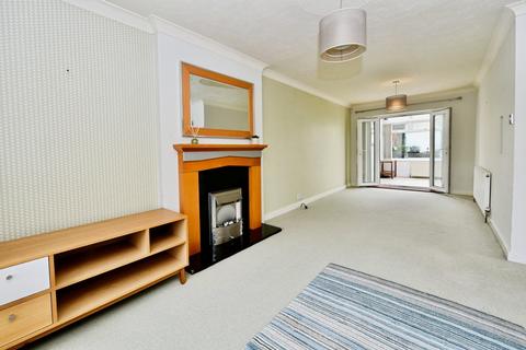 2 Binsted Grove, Sheffield, S5 8PD
