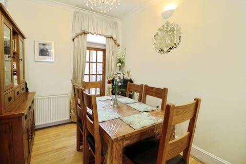 undefined, Waterloo Road, London E10