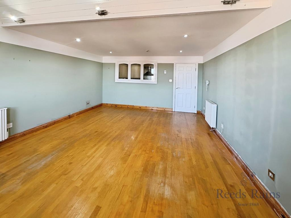 Apartment in Liverpool, Ten Streets, Vauxhall - View 2
