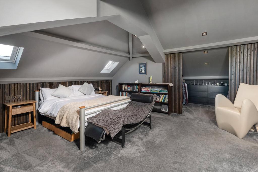 First Floor Bed Pic2