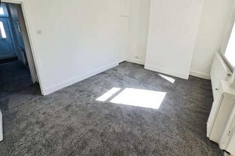 2 bedroom terraced house to rent, Downall Green Road, Wigan WN4