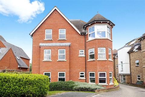 2 bedroom flat to rent, Egham Hill, Surrey TW20