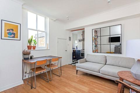 1 bedroom flat for sale, New Cross Road, London SE14