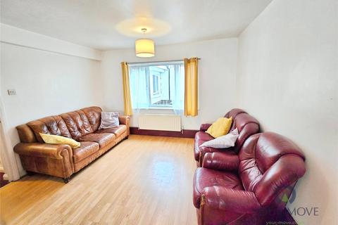 3 bedroom flat to rent, Hatcham Park Mews, London SE14