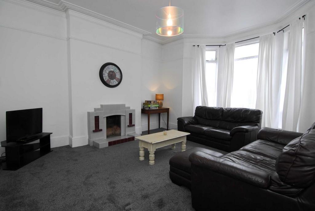 59 Beaumont Rd001.jpg