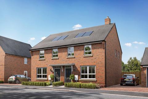 3 bedroom end of terrace house for sale, Archford at DWH Canal Quarter @ Kingsbrook Armstrongs Fields, Broughton, Aylesbury HP22
