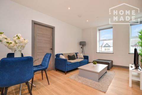 2 bedroom flat to rent, Avenir Court, N12