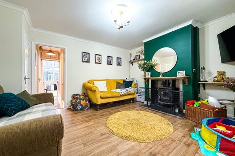 3 bedroom terraced house for sale, Berrydale Avenue, Bridgwater, Somerset, TA6 3QU