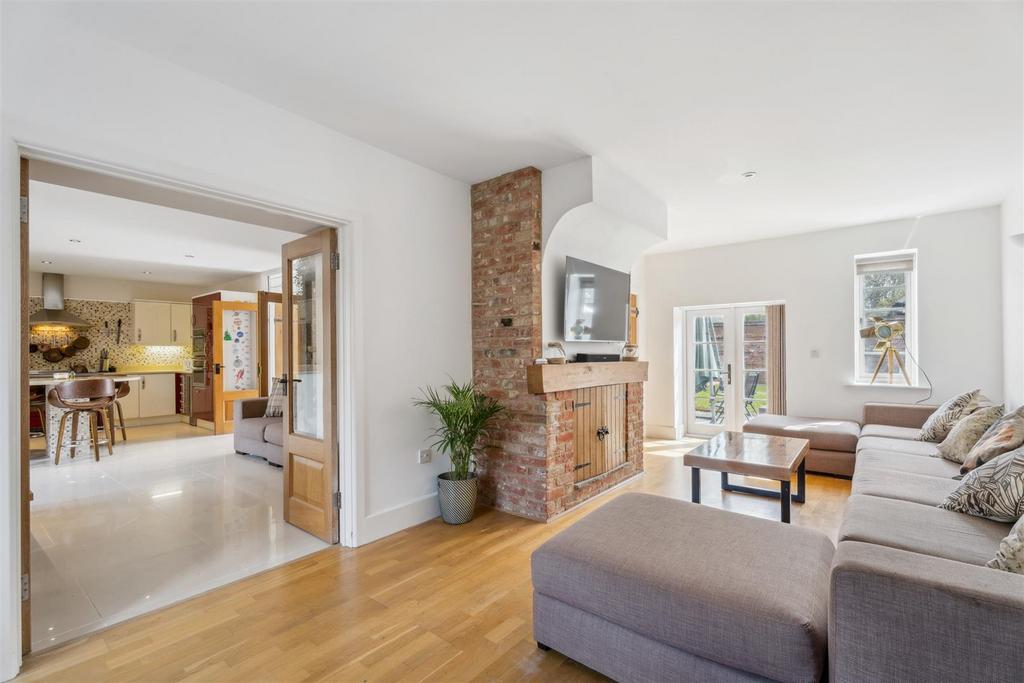 Open-plan Living/Dining/Kitchen