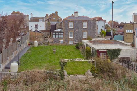 8 bedroom detached house for sale, Nelson Place, Broadstairs, CT10