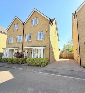 30 Martin Drive, Stone, Dartford, DA2 6BF