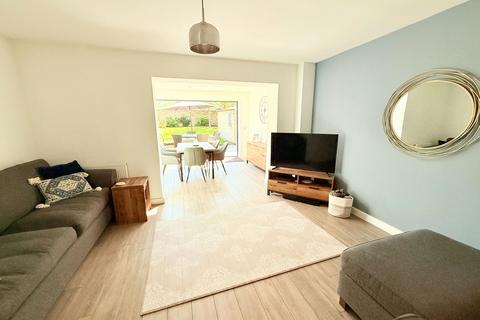 30 Martin Drive, Stone, Dartford, DA2 6BF
