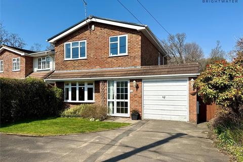 3 bedroom detached house for sale, Burnbake Road, Verwood, BH31