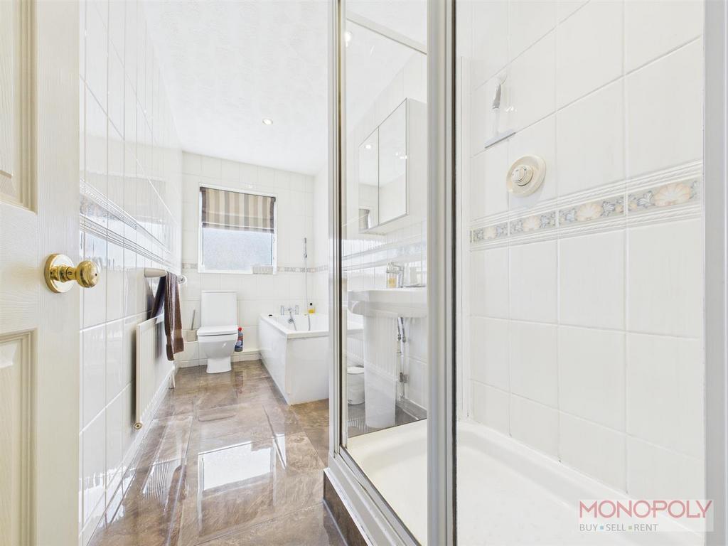 CAM04439 G0-PR0016-STILL030.jpg