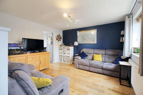30 Isis Close, Aylesbury, HP21 9LY