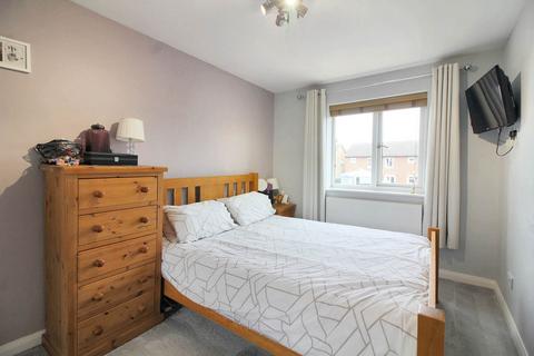 30 Isis Close, Aylesbury, HP21 9LY