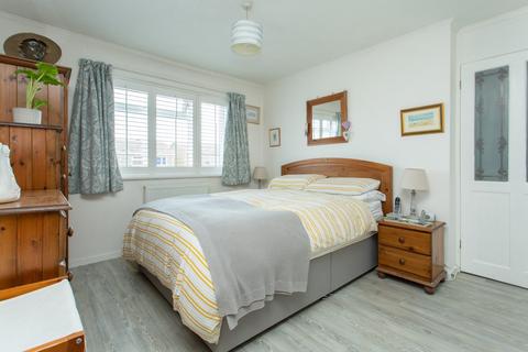 4 bedroom semi-detached house for sale, Forgefields, Herne Bay, CT6