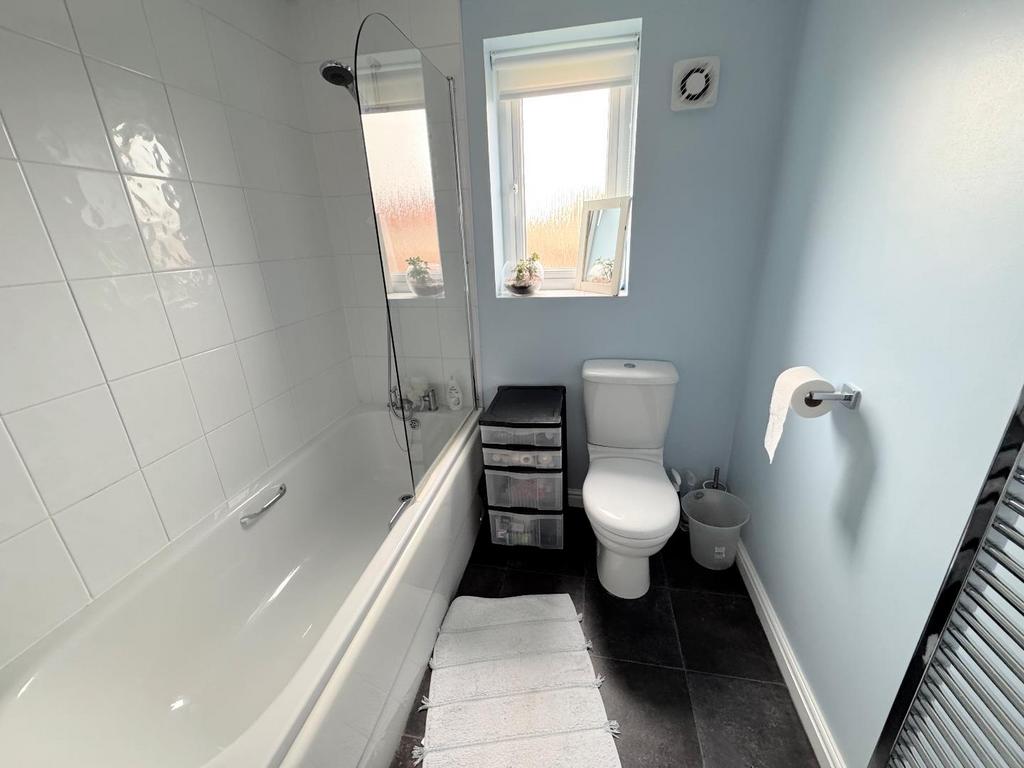 Family bathroom