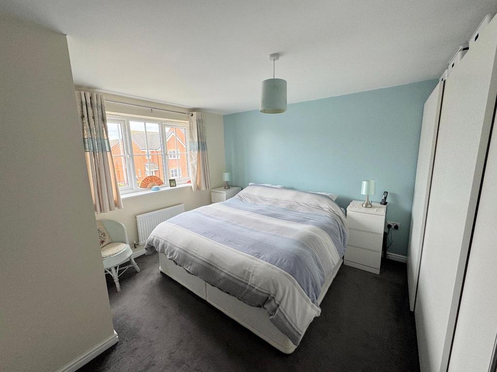 Bedroom (front)