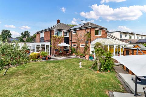 6 bedroom detached house for sale, Nightingale Avenue, Royston SG8