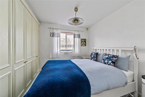 2 bedroom apartment for sale, Cranleigh Court, Marksbury Ave, Kew, TW9
