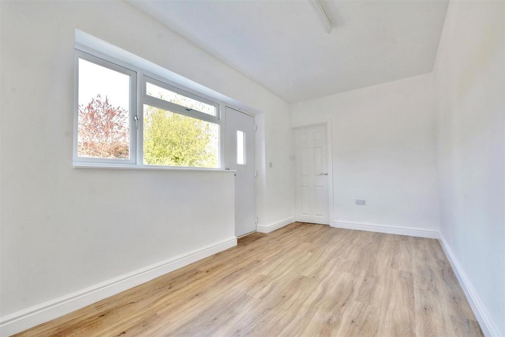 Reception Room.jpeg