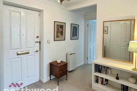 2 bedroom flat for sale, Madingley Court, Cambridge Road, Southport, PR9