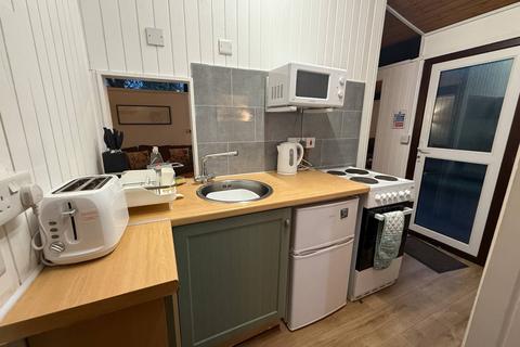 2 bedroom lodge for sale, Cenarth Newcastle Emlyn