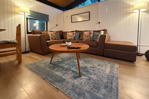 2 bedroom lodge for sale, Cenarth Newcastle Emlyn