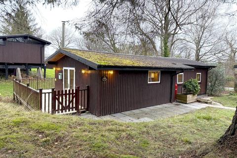2 bedroom lodge for sale, Cenarth Newcastle Emlyn