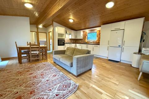 2 bedroom lodge for sale, Cenarth Newcastle Emlyn