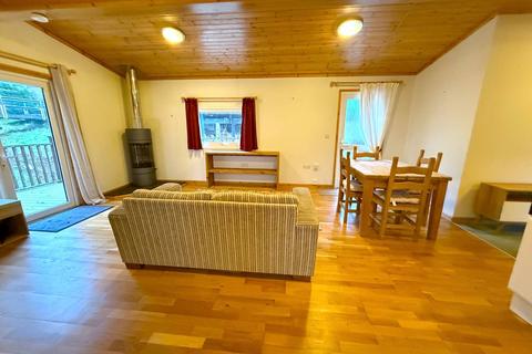 2 bedroom lodge for sale, Cenarth Newcastle Emlyn