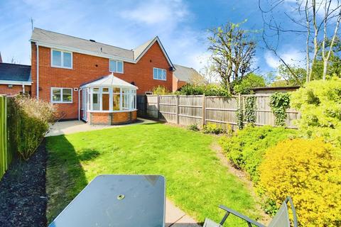 3 bedroom semi-detached house for sale, Kingfisher Road, Mountsorrel, LE12