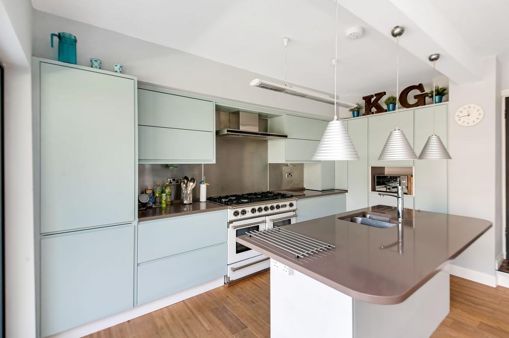 Open plan dining kitchen
