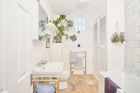 1 bedroom flat for sale, Southleigh Road, Clifton