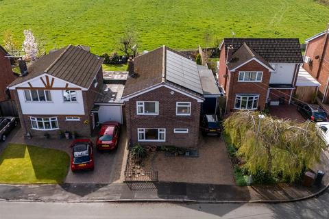 17 Carlton Close, Cheadle, Stoke-on-trent, ST10 1LB