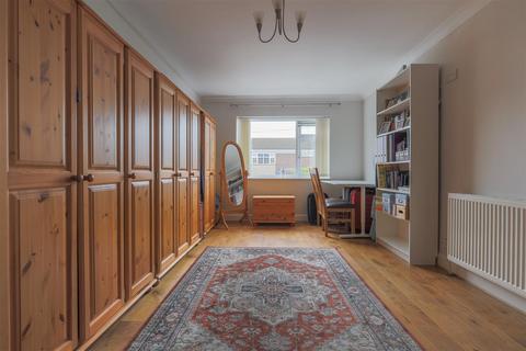 17 Carlton Close, Cheadle, Stoke-on-trent, ST10 1LB