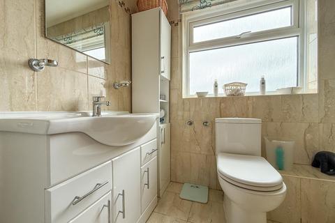 17 Carlton Close, Cheadle, Stoke-on-trent, ST10 1LB