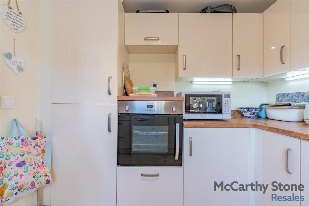 8643337-interior26.jpg