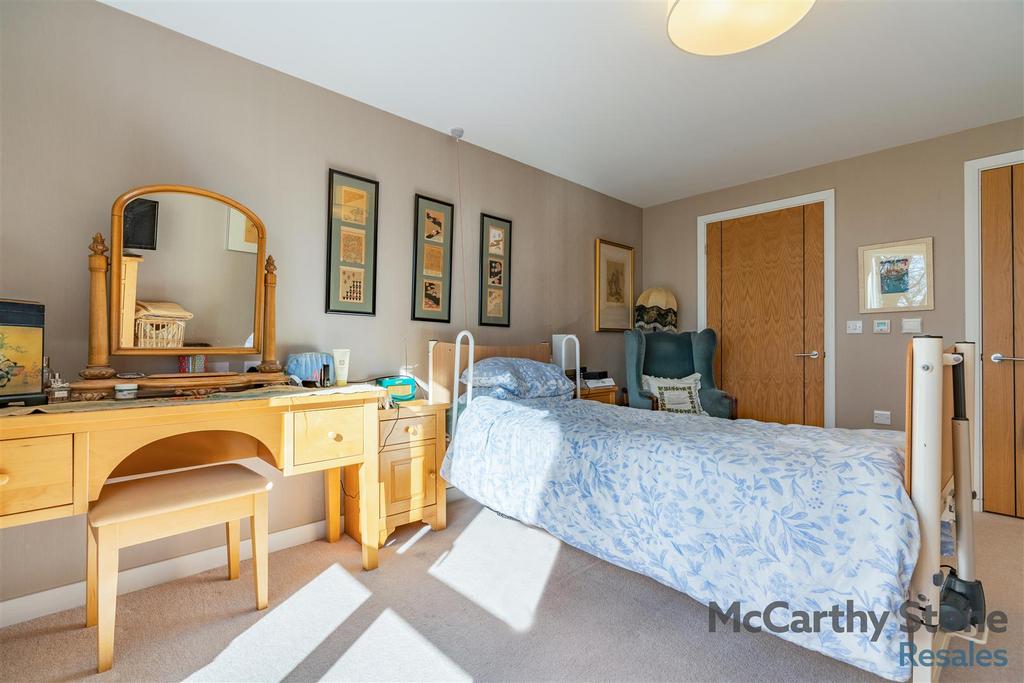 8643337-interior13.jpg