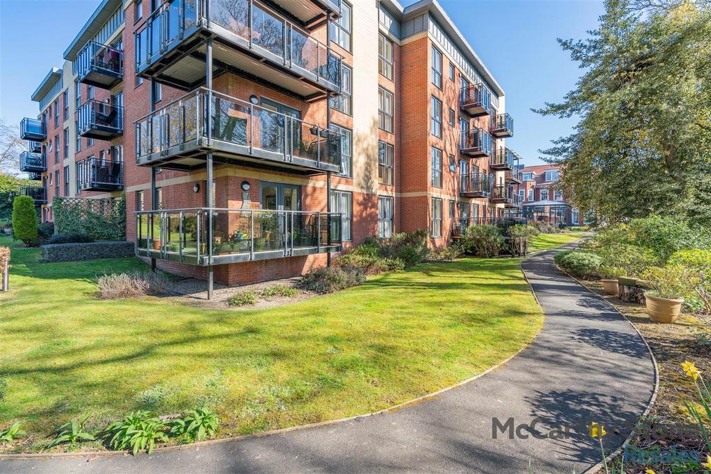 8643337-exterior10.jpg