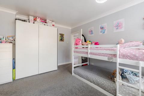 24 Christopher Close, Sidcup, DA15 8PU