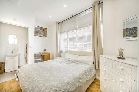 2 bedroom flat to rent, Stepney Causeway, London E1