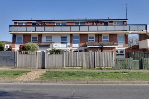 3 bedroom maisonette for sale, EAGLE AVENUE, WATERLOOVILLE