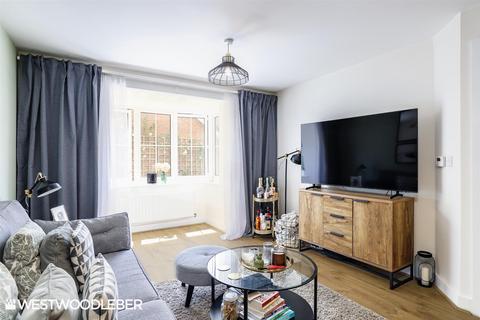16 Brice Gardens, Buntingford, SG9 9GR
