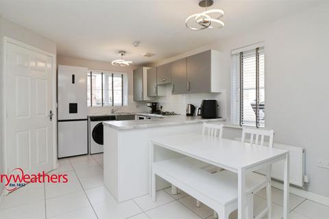 35 Ellison Drive, Kilnhurst, Mexborough, S64 5WB